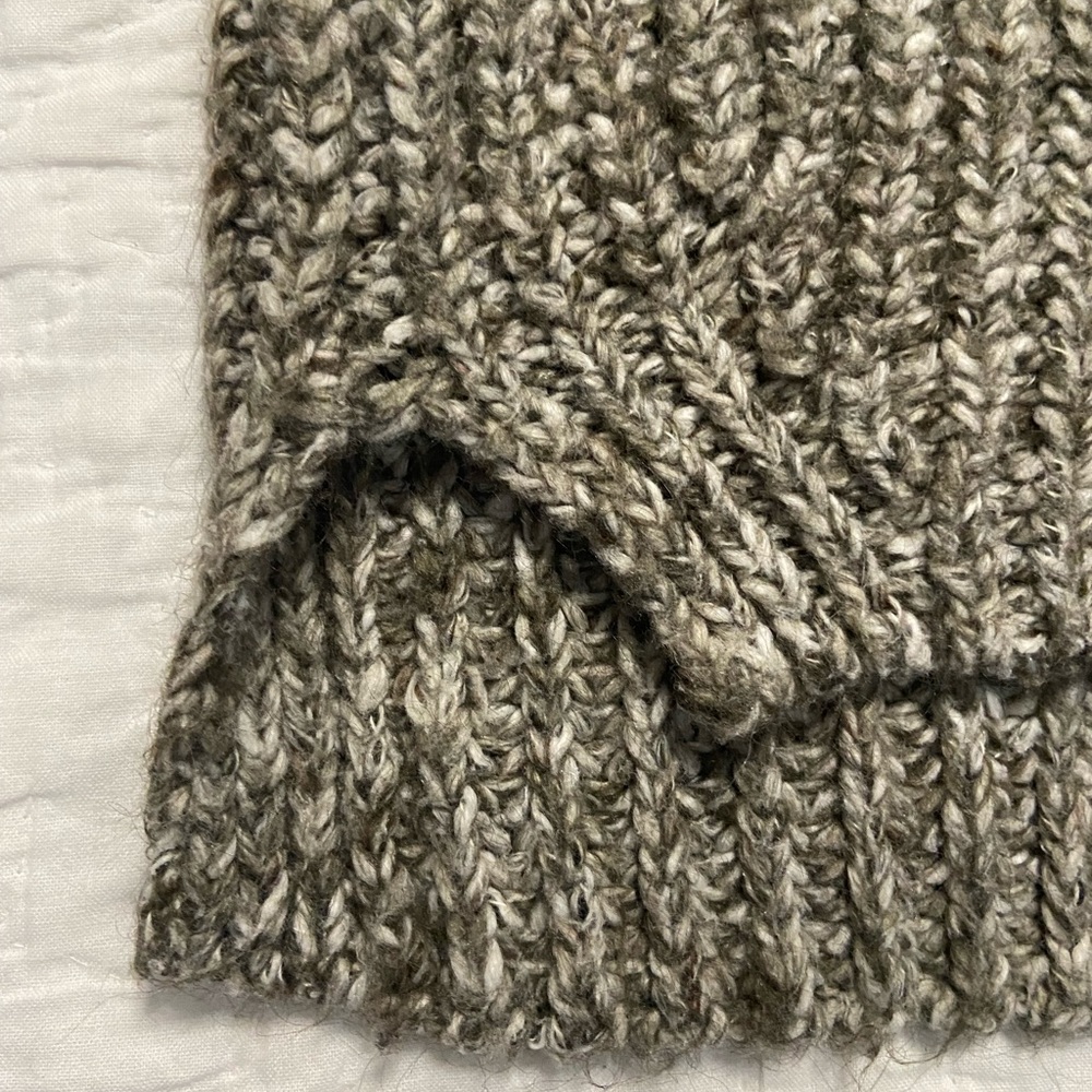Abercrombie and Fitch comfy turtleneck size S - Picture 5 of 5